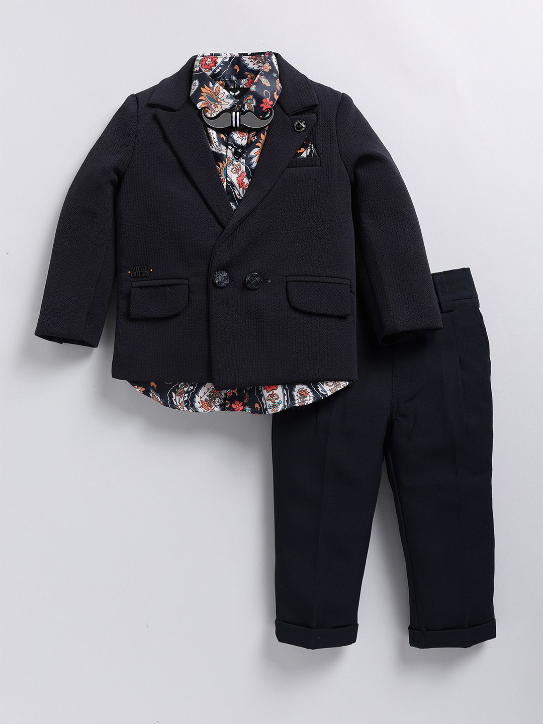 LITTLE COLLARS Boys Notched Lapel Collar Long Sleeve Double-Breasted Four-Piece Suit