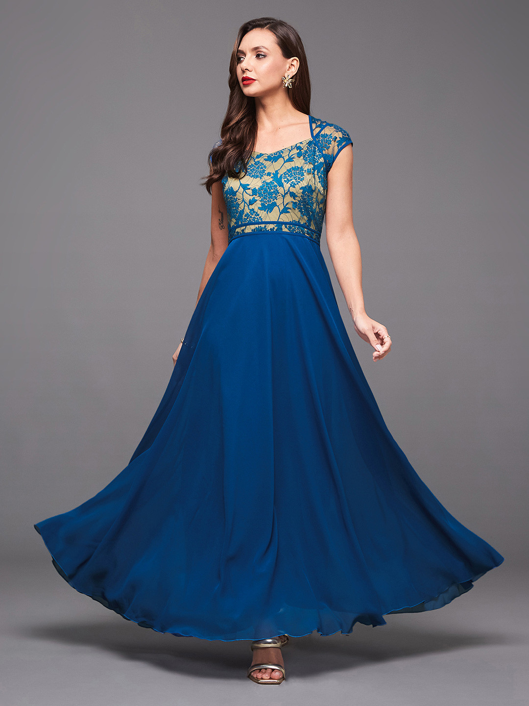 Miss Chase Sweetheart Neck Cap Sleeves Georgette Fit & Flare Maxi Dress