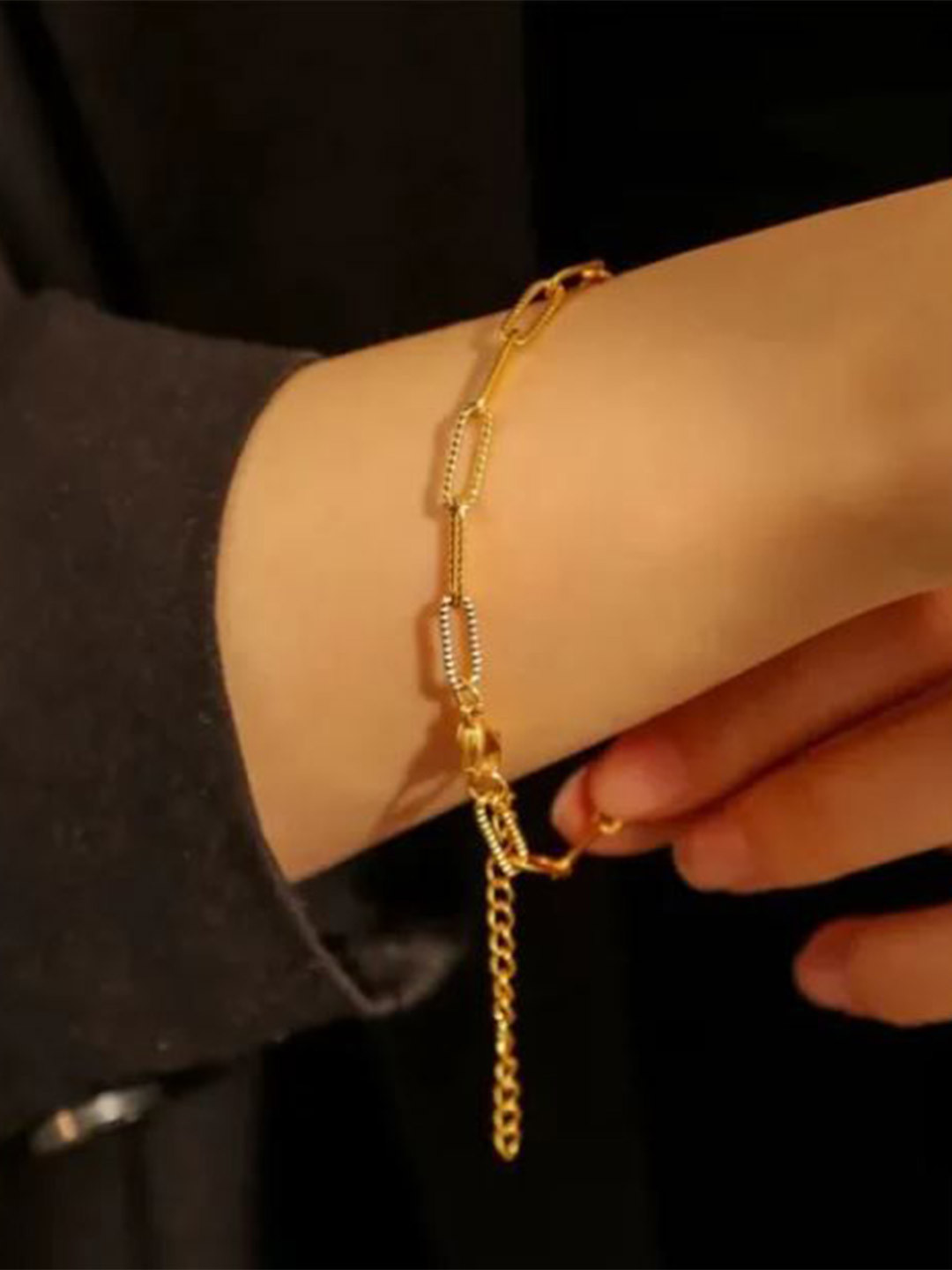 ANJNI CREATION Gold-Plated Stainless Steel Tarnish-Free Link Bracelet
