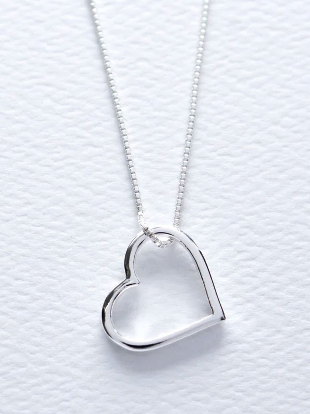 Goldnera 925 Sterling Silver-Plated Heart Shaped Timeless Elegance Pendant With Chain
