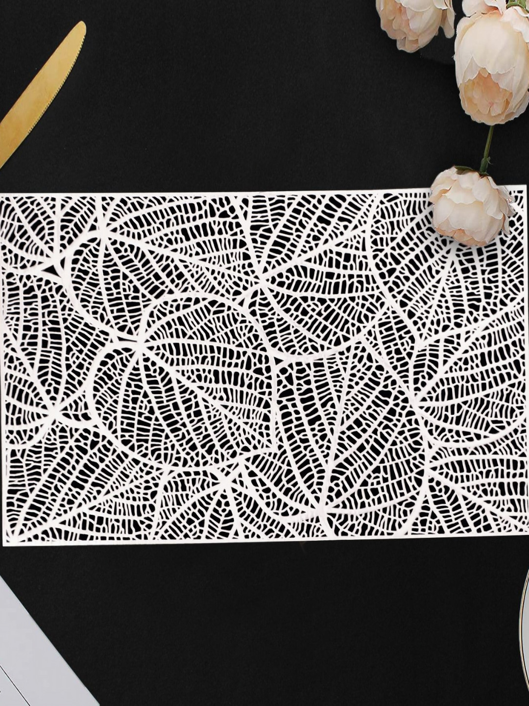 LooMantha Silver-Toned 2 Pieces Mat Paan Patta Cutwork Rectangle Table Placemats