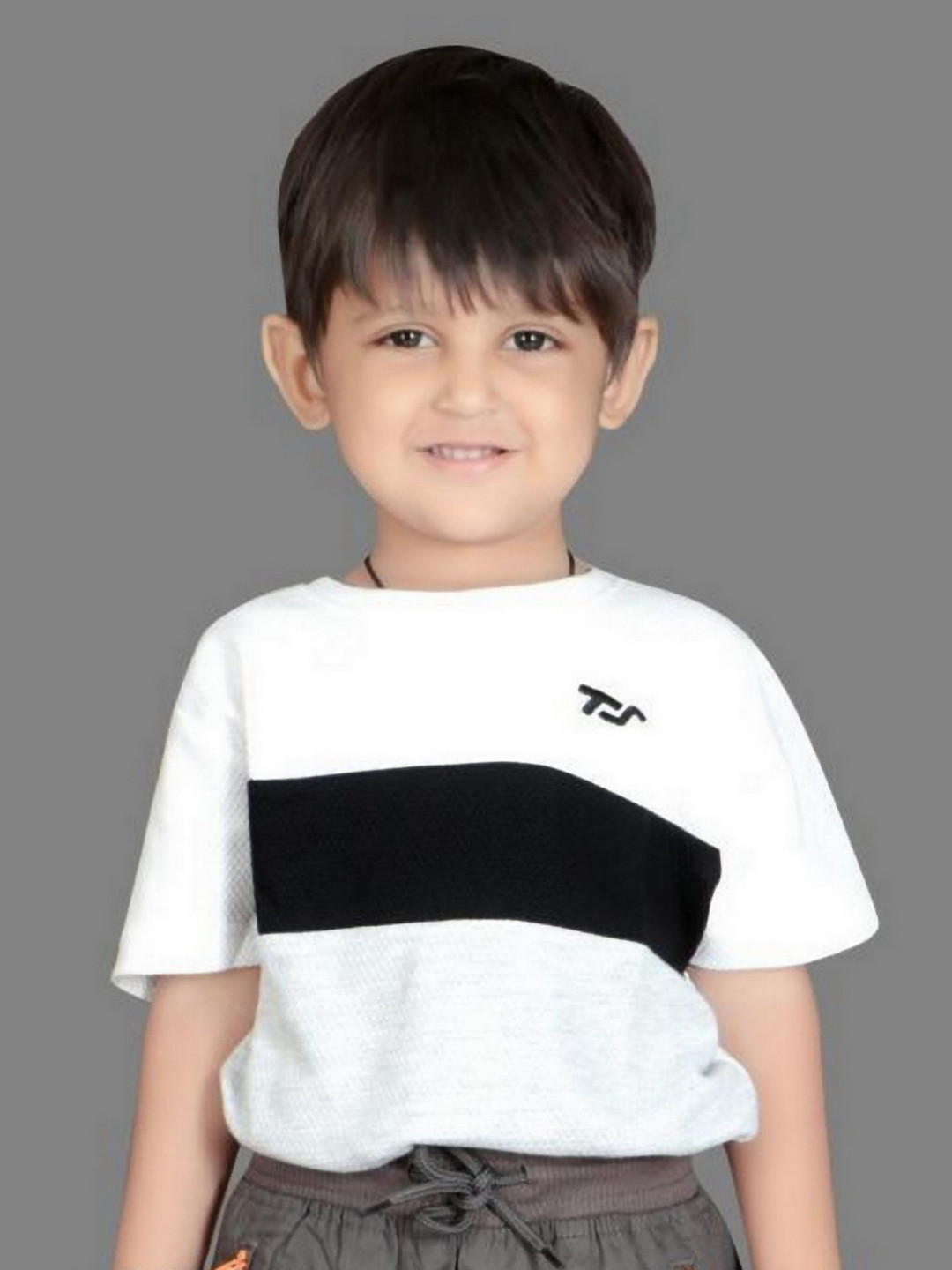 Crazy Chips Boys Colourblocked V-Neck Cotton T-shirt