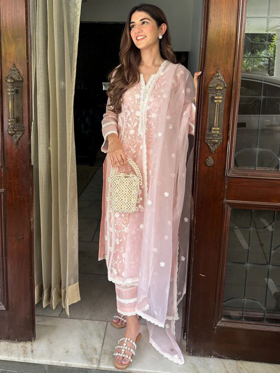 Bought First Floral Embroidered Notch Neck Organza Straight Kurta With Trousers & Dupatta