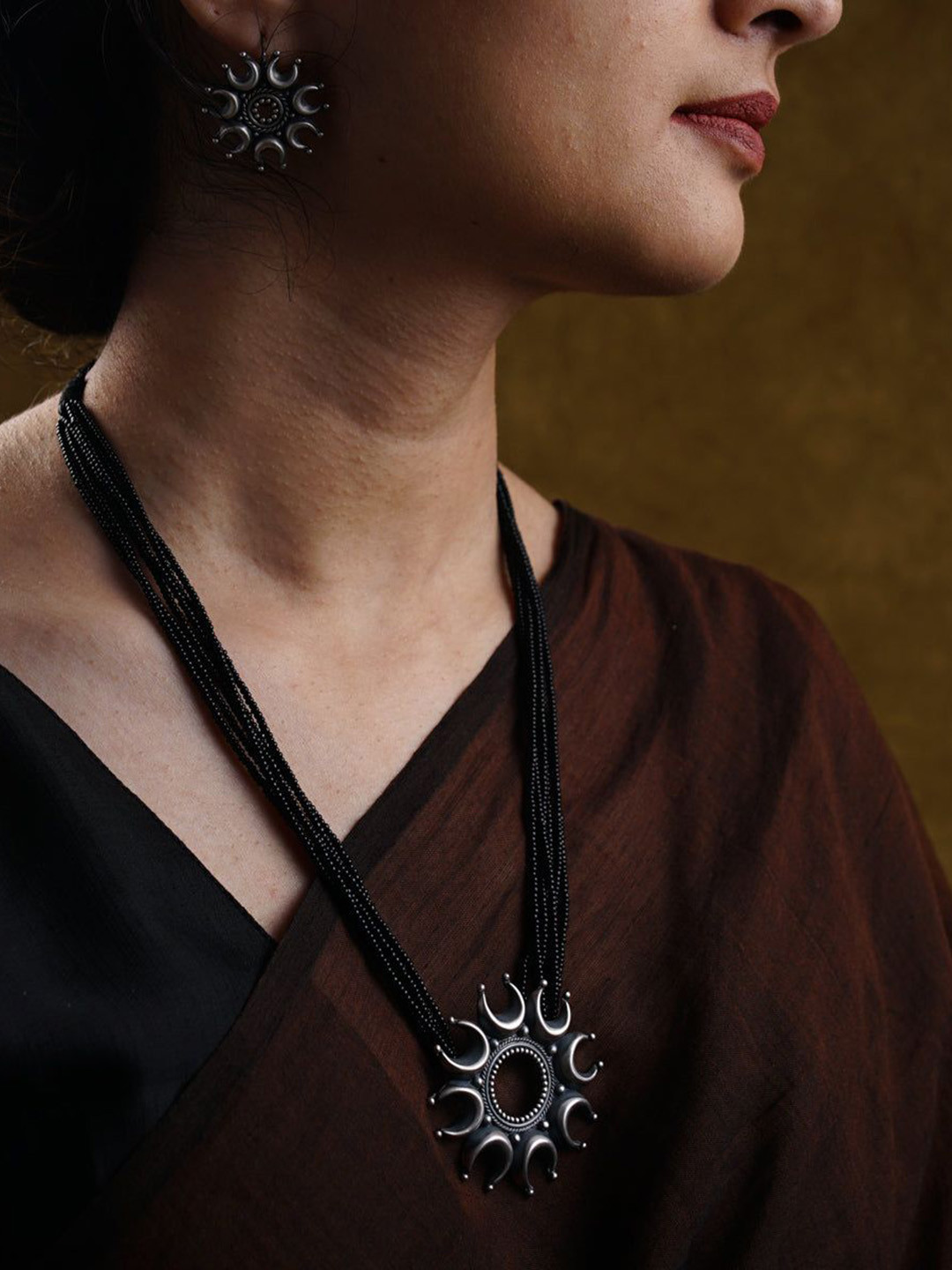 House of Aadyaa 925 sterling Silver Chandra Mangalsutra Set
