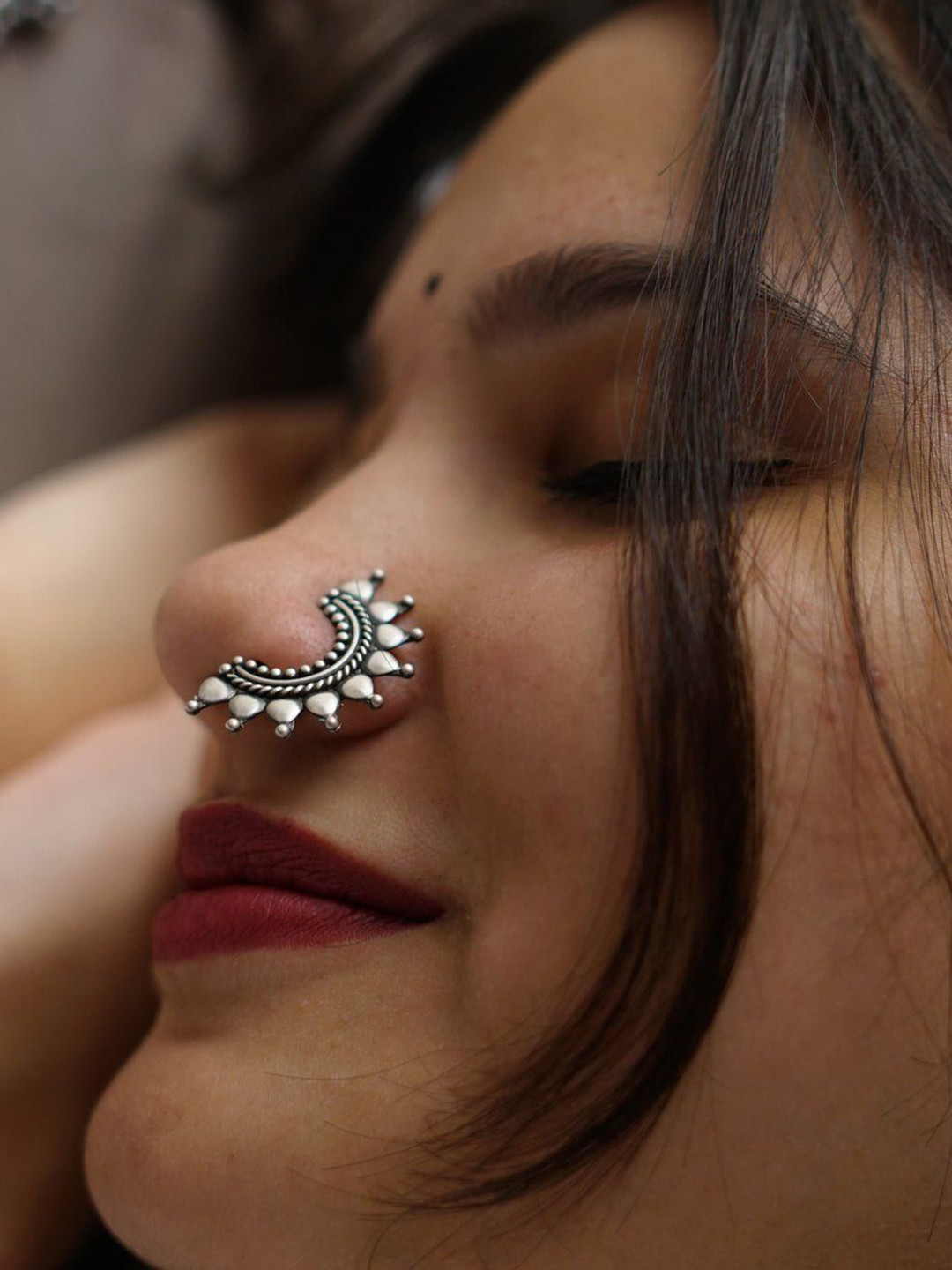 House of Aadyaa Sterling Silver Oxidised Marathi Nath Nosepin