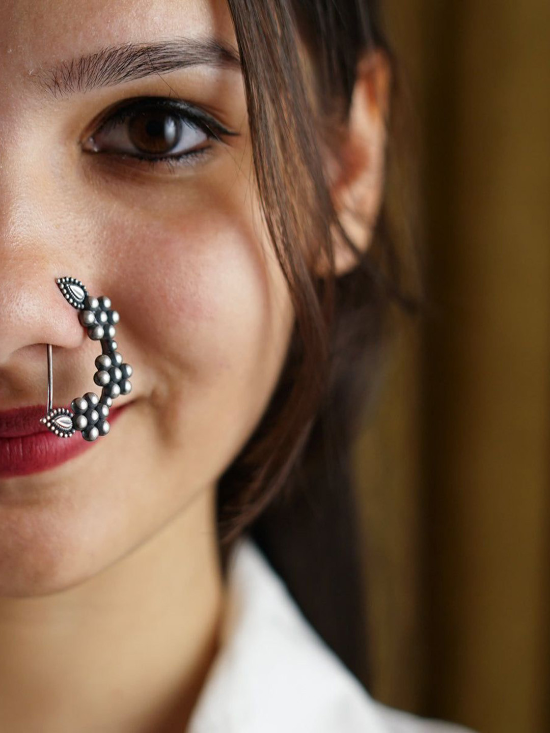 House of Aadyaa Sterling Silver Oxidised Marathi Nath Nosepin