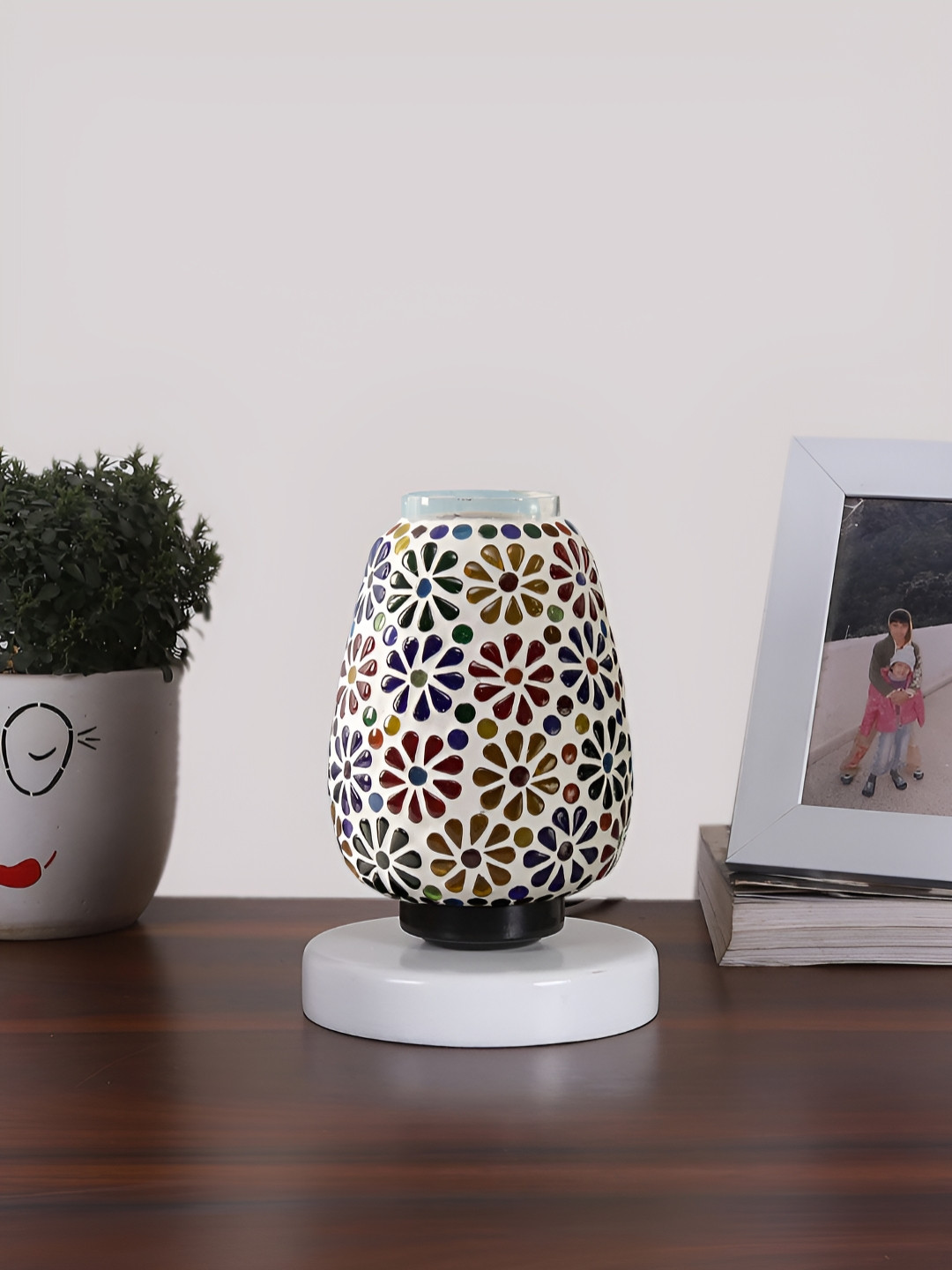 Devansh White & Maroon Floral Textured Abstract Shaped Glass Table Lamp With Wooden Base
