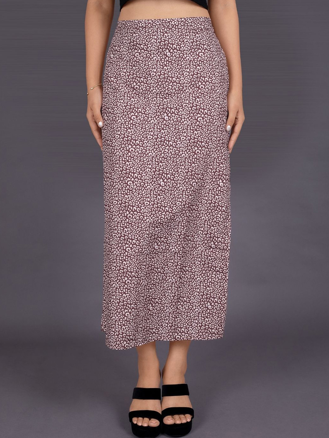 La Aimee Women Printed Straight Side Slit Midi Skirt