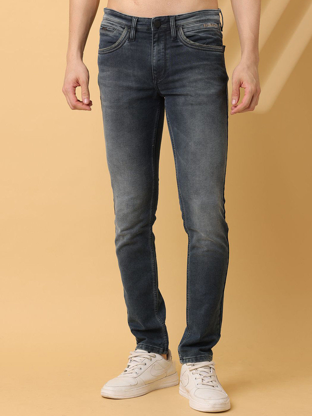 RIGS AND RAGS Men Faded Sharp Slim Fit Trousers
