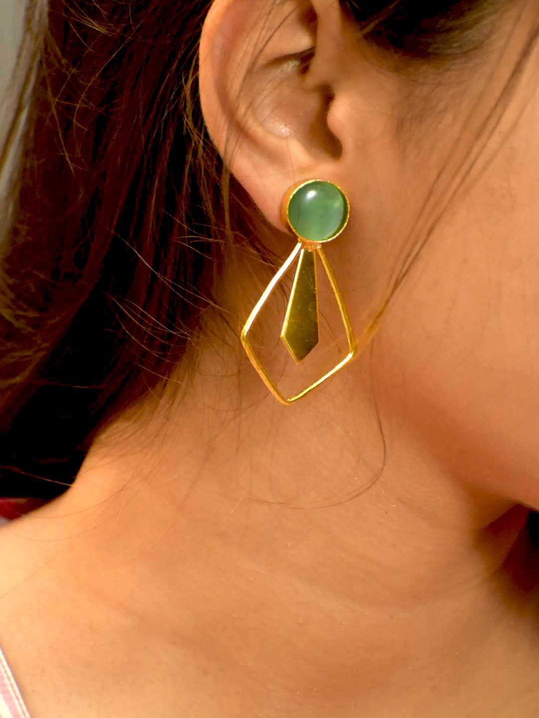 TISHUL JEWELS Gold-Plated Artificial Stones Studded Geometric Shaped Drop Earrings