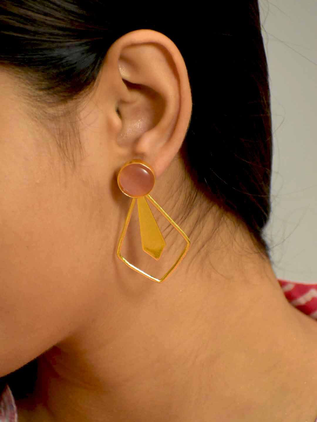 TISHUL JEWELS Gold-Plated Artificial Stones Studded Geometric Shaped Drop Earrings