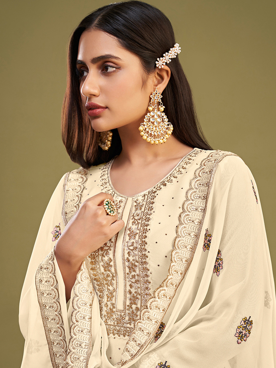 ALIZEH Floral And Zari Embroidered Staight Kurta With Trousers And Dupatta