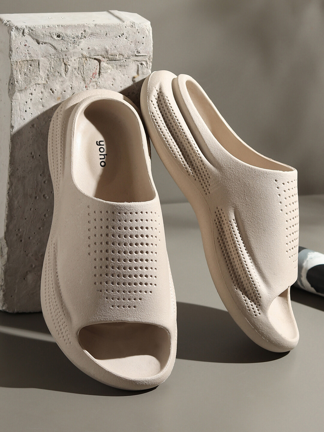 YOHO Men Shell Comfortable Cushioned & Water Friendly Slider