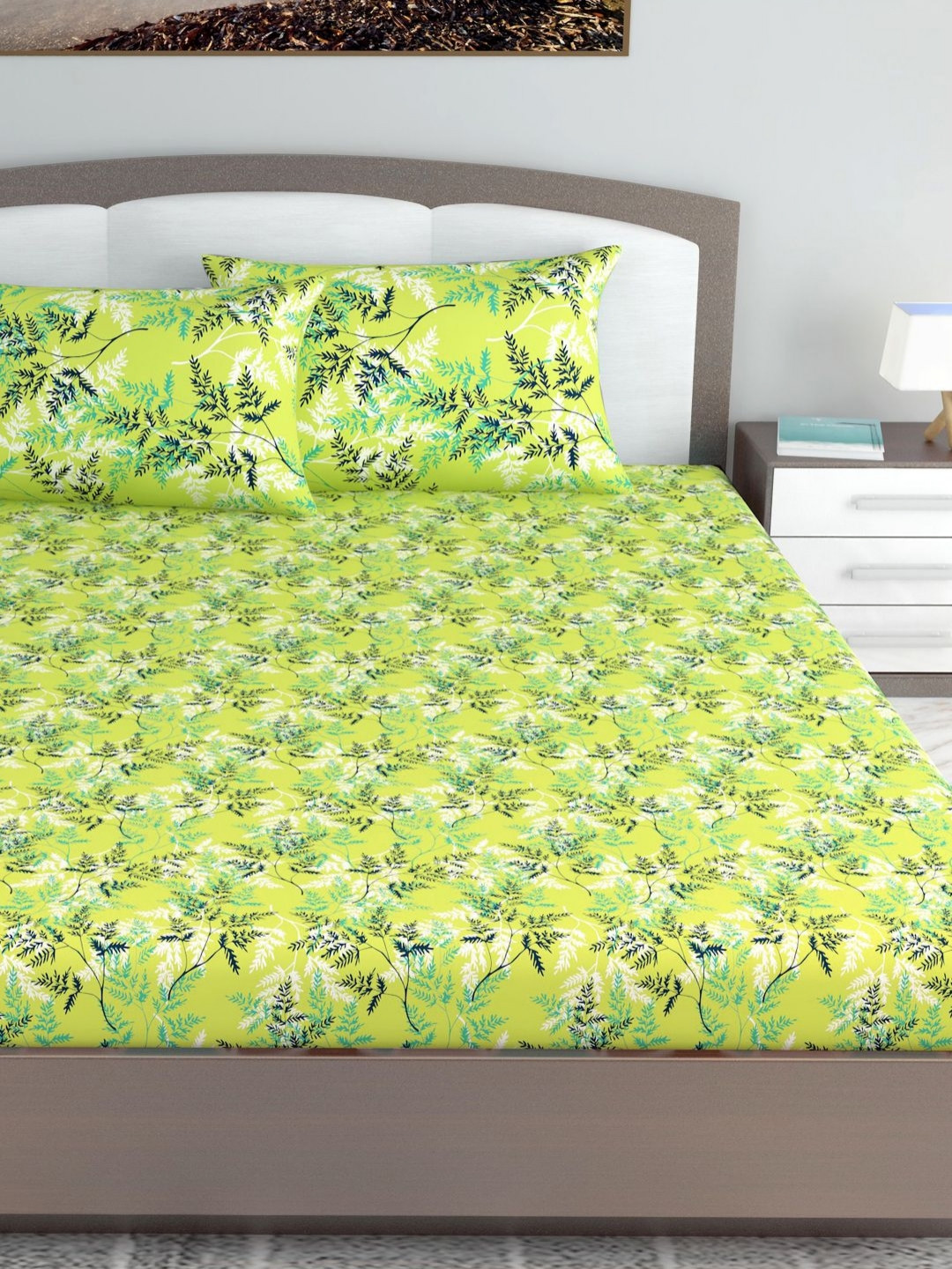 Divine Casa Lime Green Leaf Cotton Breathable 144 TC Fitted King Bedsheet with 2 Pillow Covers-73 x 89 inches