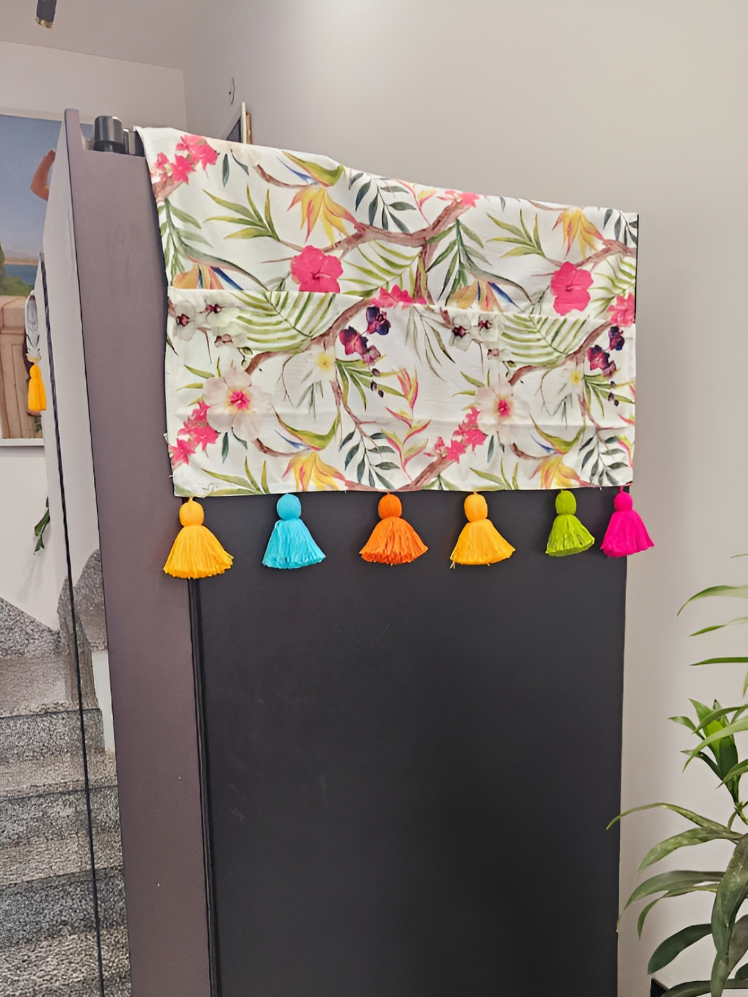 THROWPILLOW Off White & Green Printed Fridge Cover