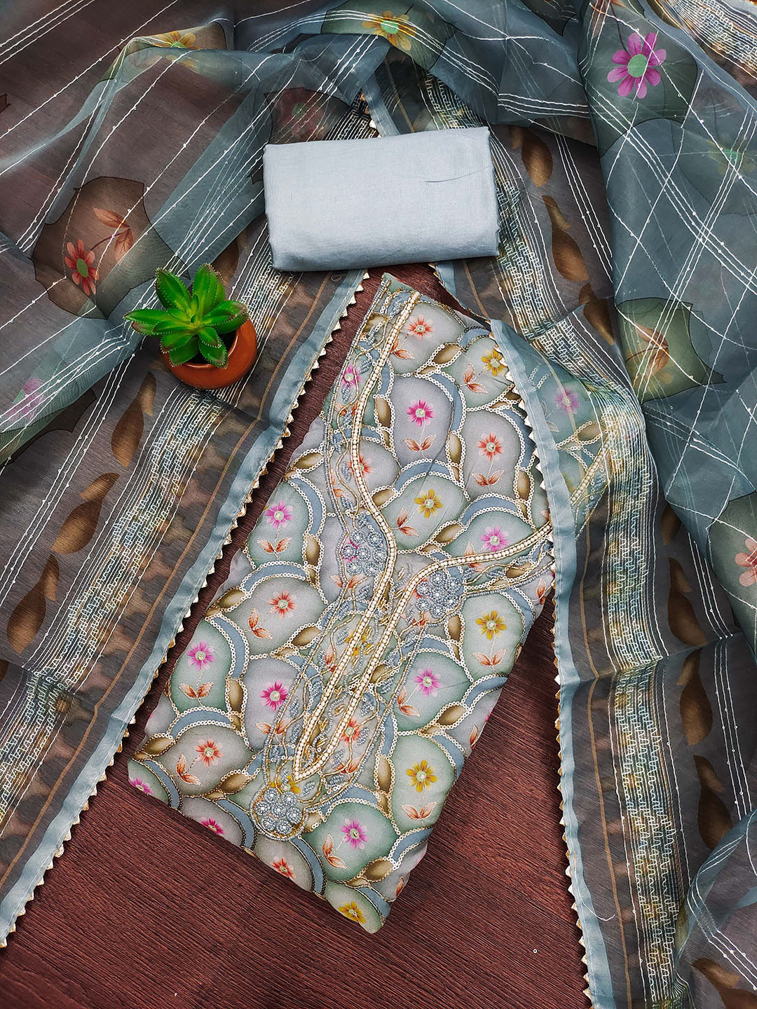 Maroosh Floral Embellished Position Print Sequinned Organza Unstitched Dress Material