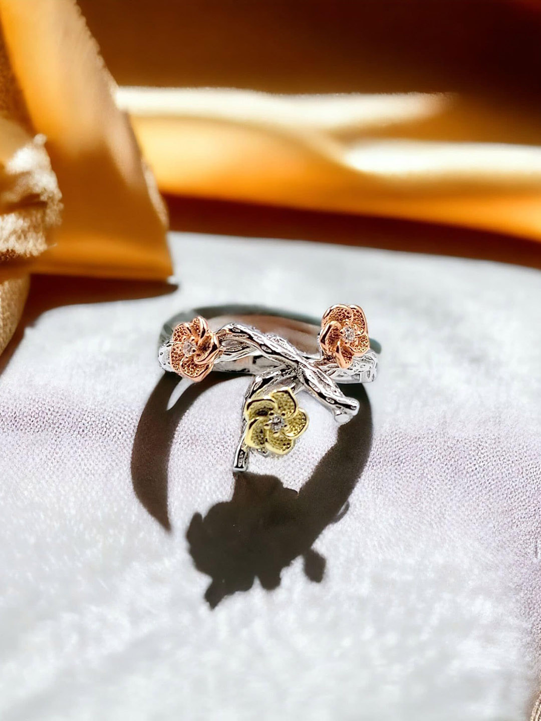 AMONROO 925 Sterling Silver Rhodium-Plated CZ-Studded Rose Floral Delicate Finger Ring