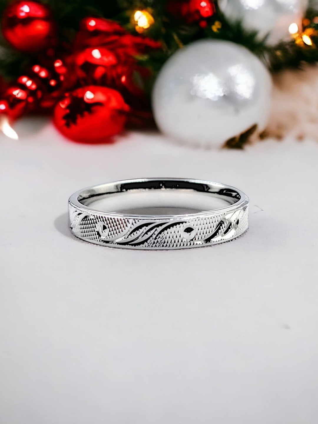 AMONROO 925 Sterling Silver Rhodium-Plated Minimalist Swirls Bang Finger Ring