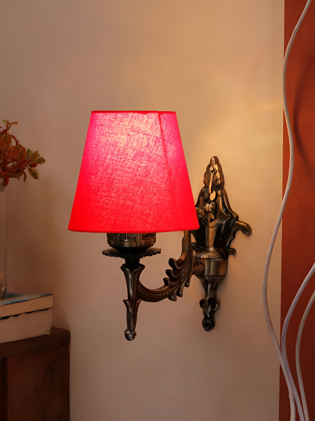Aura Devansh Red & Bronze-Toned Metal Traditional Abstract Shaped Wall Lamp