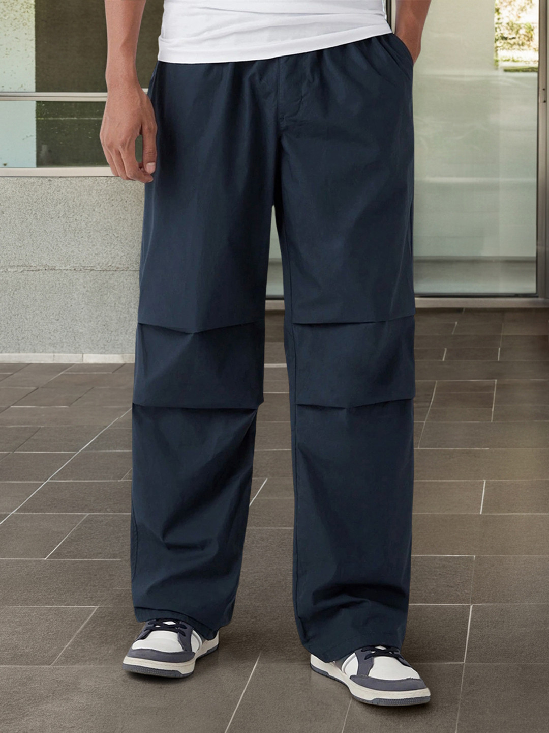 Bewakoof Men's Navy Blue Baggy Oversized Pure Cotton Parachute Pants