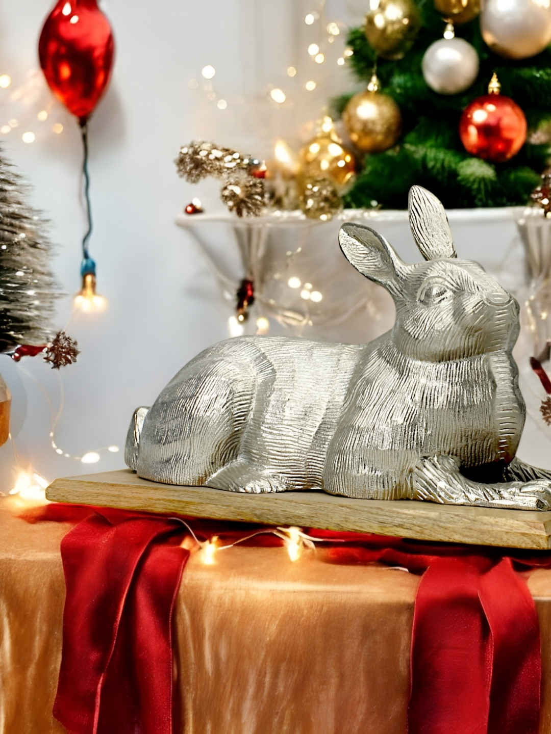 Hind Decor Squirrel with Base Silver Metal Metallic Living Room Hand-Crafted Medium Showpiece - 8.7 Inches