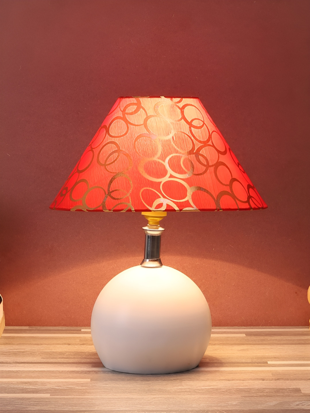 BrightDaisy Red & Gold-Toned Printed Metal Frusturical Shaped Table Lamp