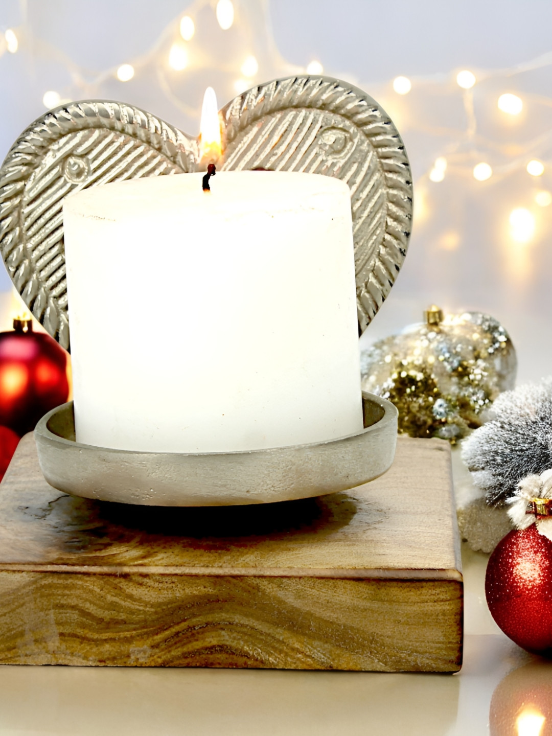 Hind Decor Silver Toned Aluminum Christmas Heart Candle Holder