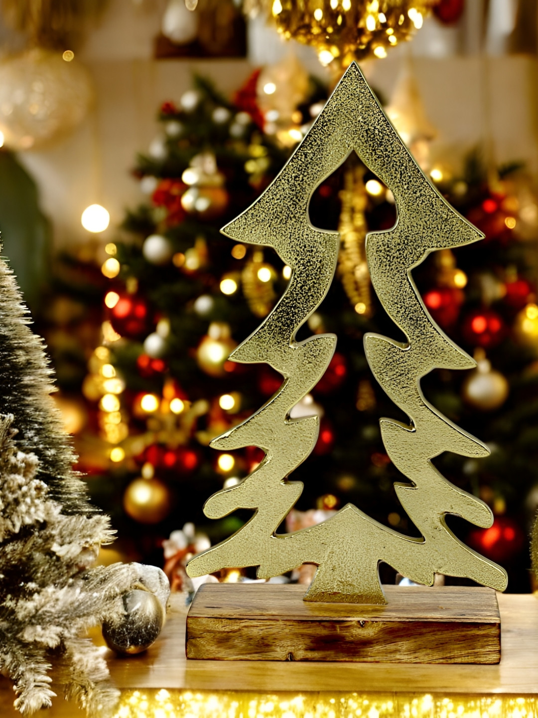 Hind Decor Christmas Tree on Base Gold Metal Metallic Living Room Hand-Crafted Medium Showpiece - 13.4 Inches