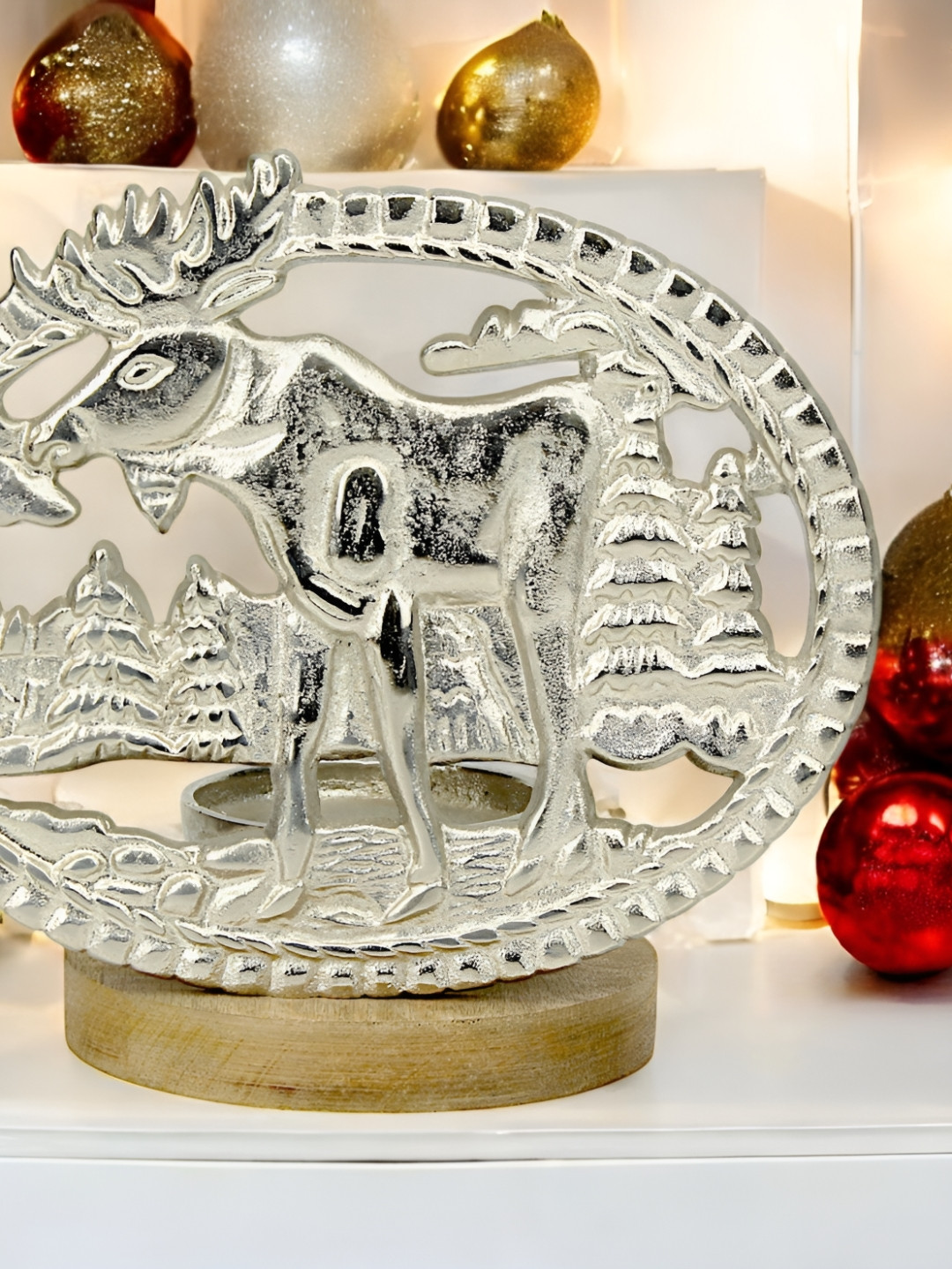 Hind Decor Silver Toned Aluminium & Wooden Base Christmas Reindeer Candle Holder