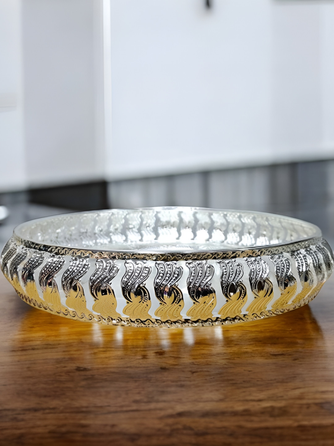 Sigaram Silver-Toned Intricated Design Wedding Tray