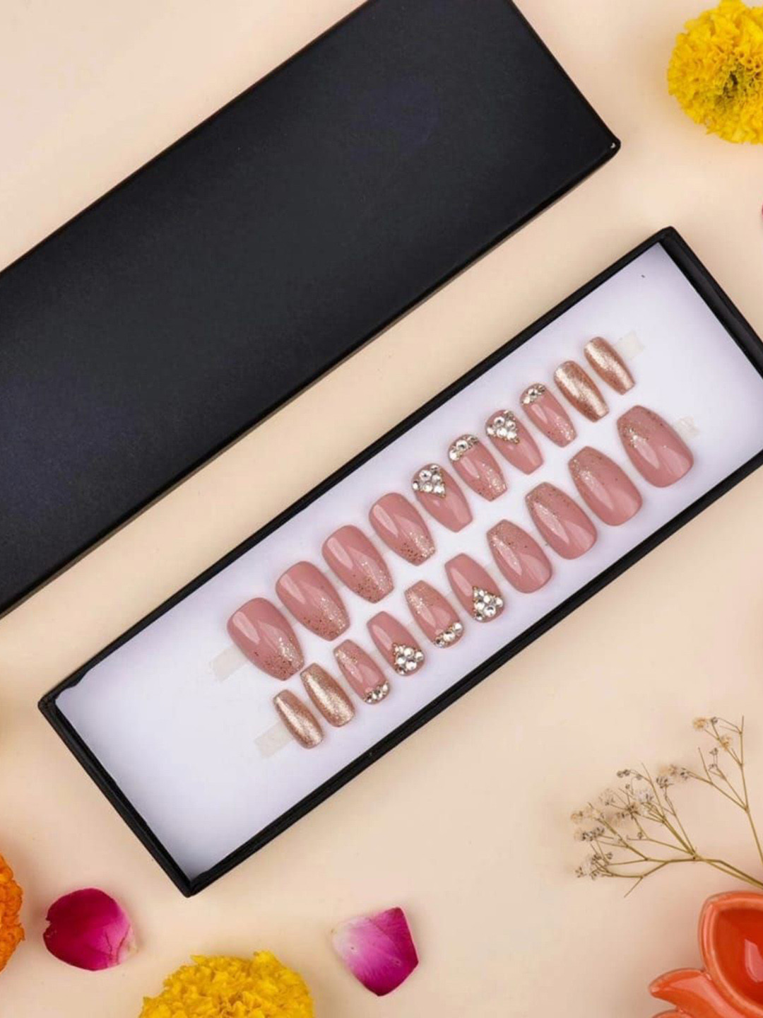 AMOK STORE Set Of 20 Artificial Nails Application-Kit -  Blush Pink With Gold Glitter Acce