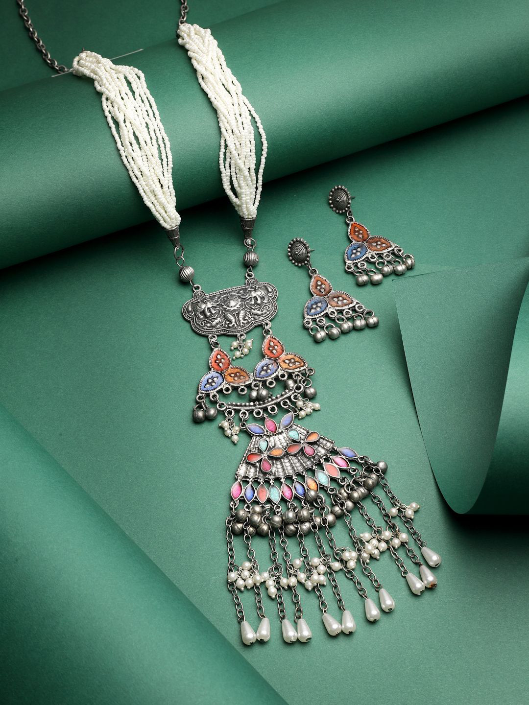 Moedbuille Silver-Plated Beaded Floral Design Meenakari Work Oxidised Jewellery Set