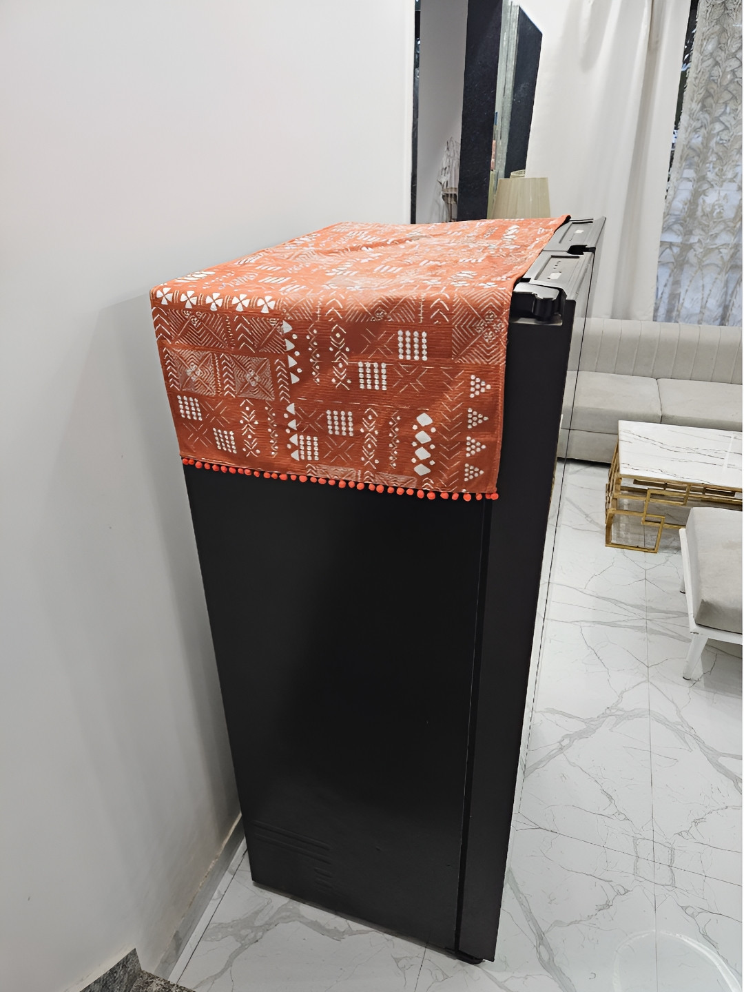 THROWPILLOW Rust and White Geometric Printed Rust Fridge Cover