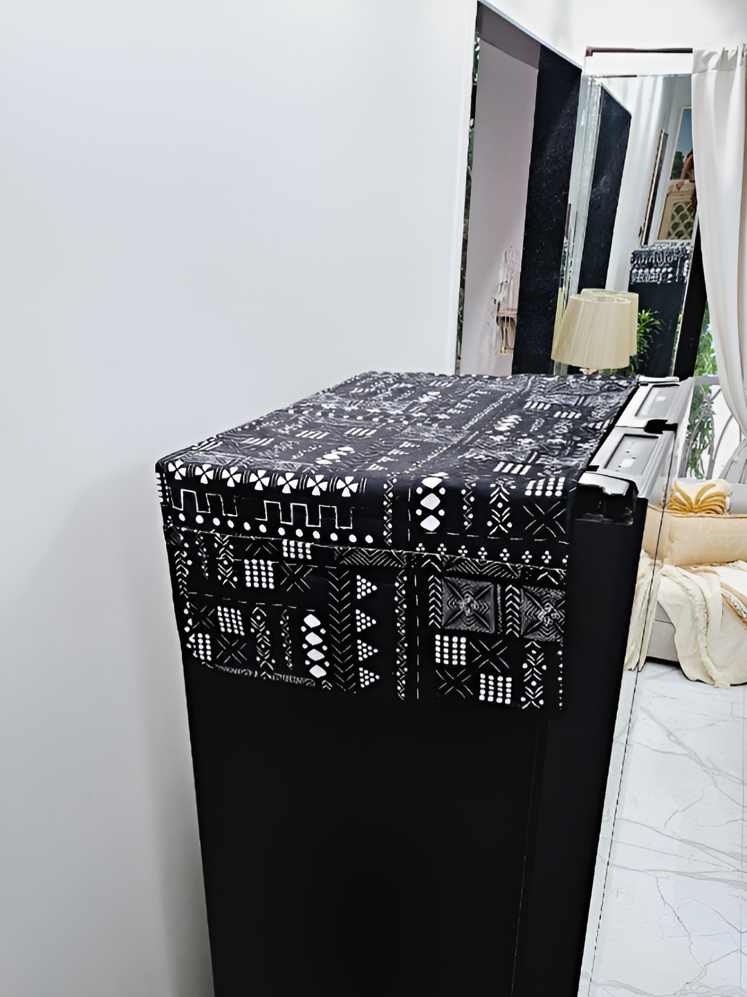 THROWPILLOW Black & White Tribal Printed Shrink Resistant Fridge Cover