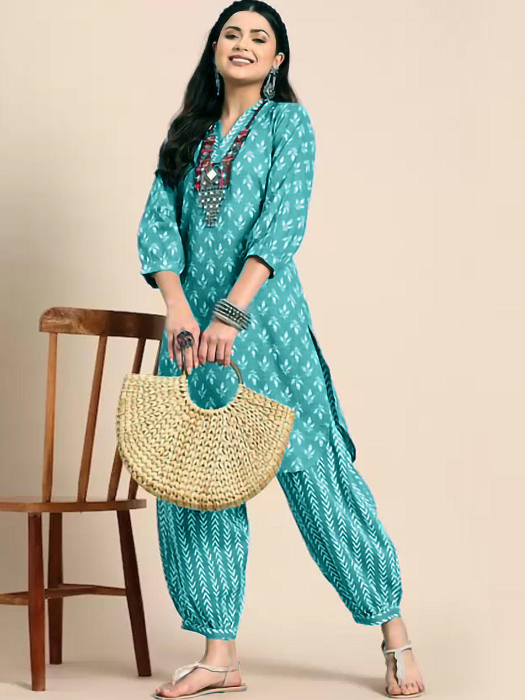 Lookmark Teal Floral Printed V-Neck Straight Kurta with Salwar