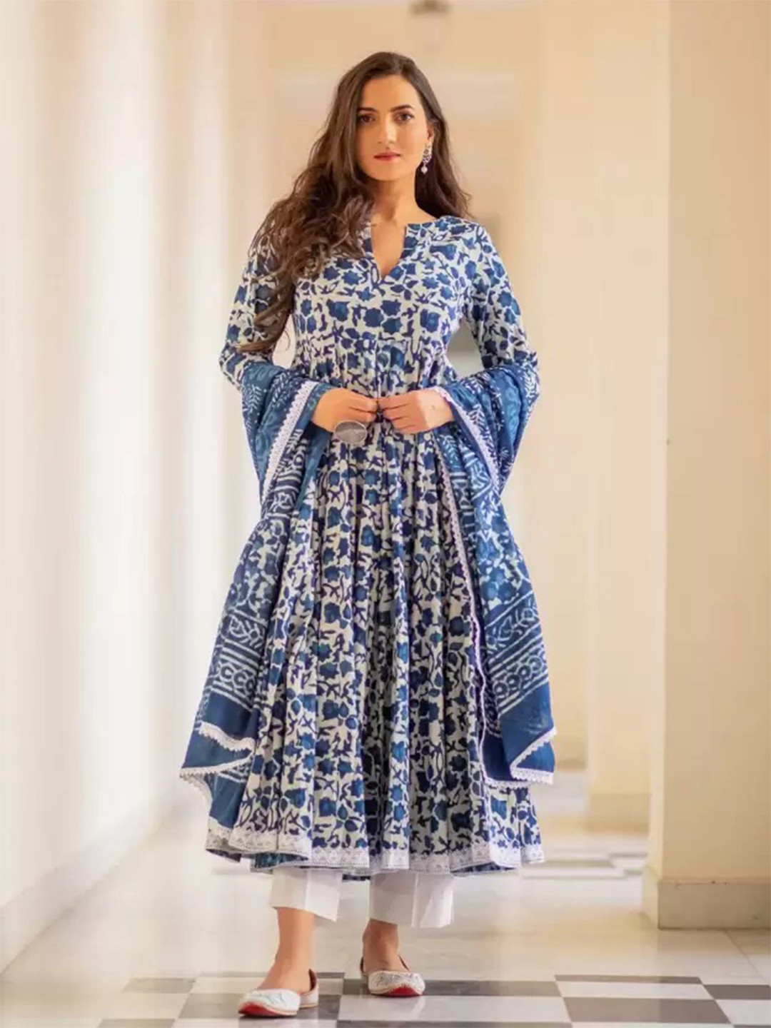 Lookmark Floral Printed Pleated Anarkali Kurta With Dupatta