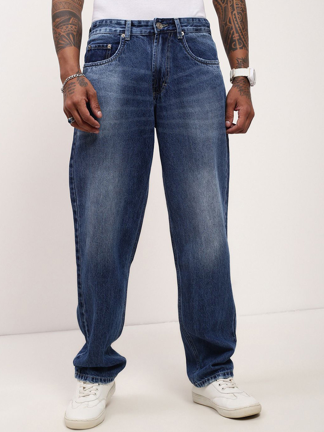 SHOWOFF Men Comfort Low-Rise Light Fade Acid Wash Jeans
