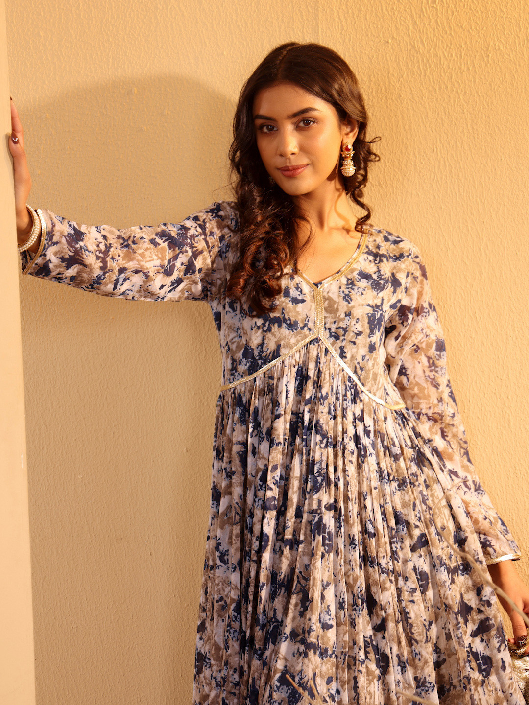 Varanga Floral Printed Empire V-Neck Full Sleeves Georgette Anarkali Kurta