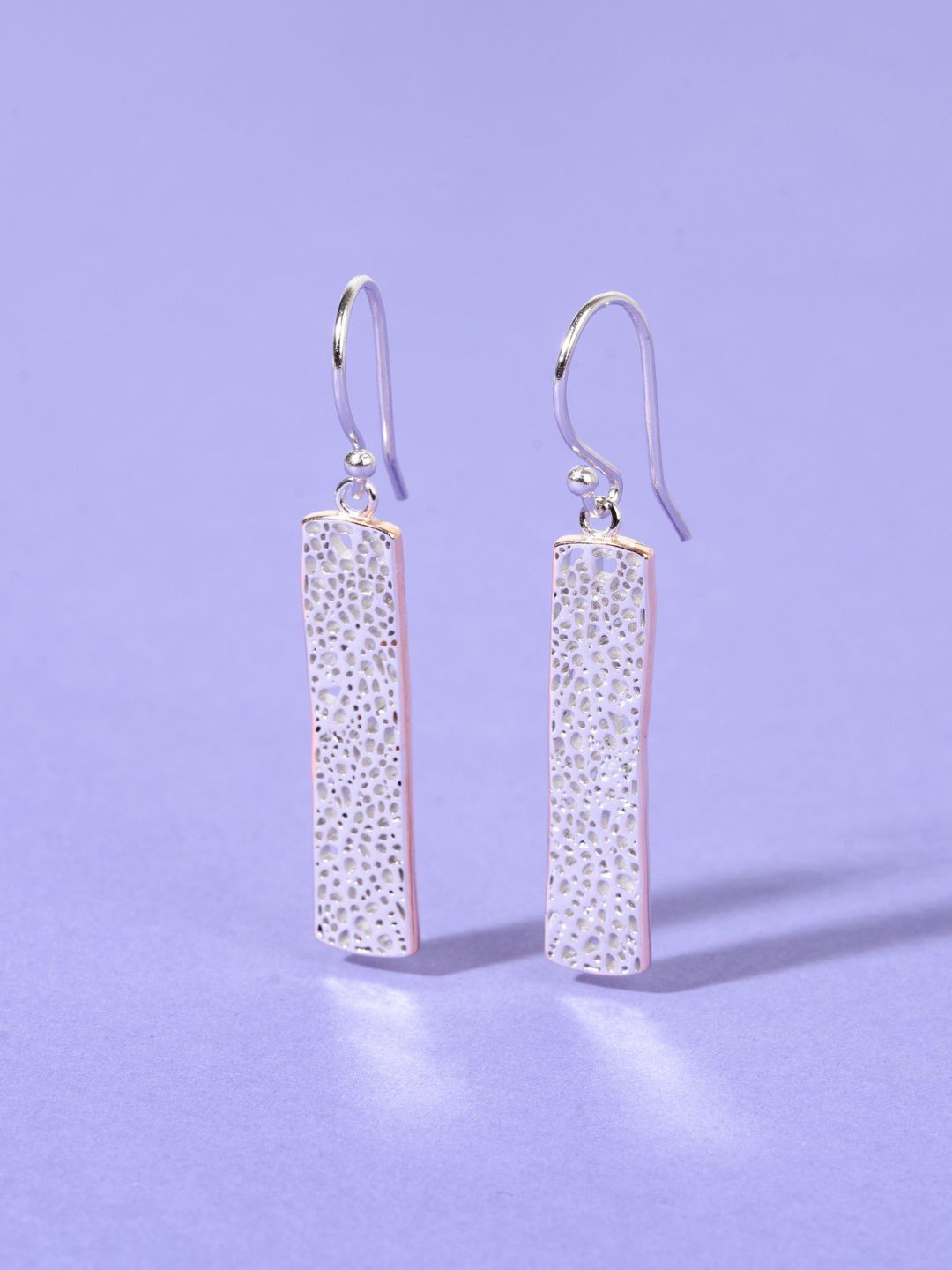 GLYTERS 925 Sterling Silver Rose Gold-Plated Stone Texture Geometric Drop Earrings