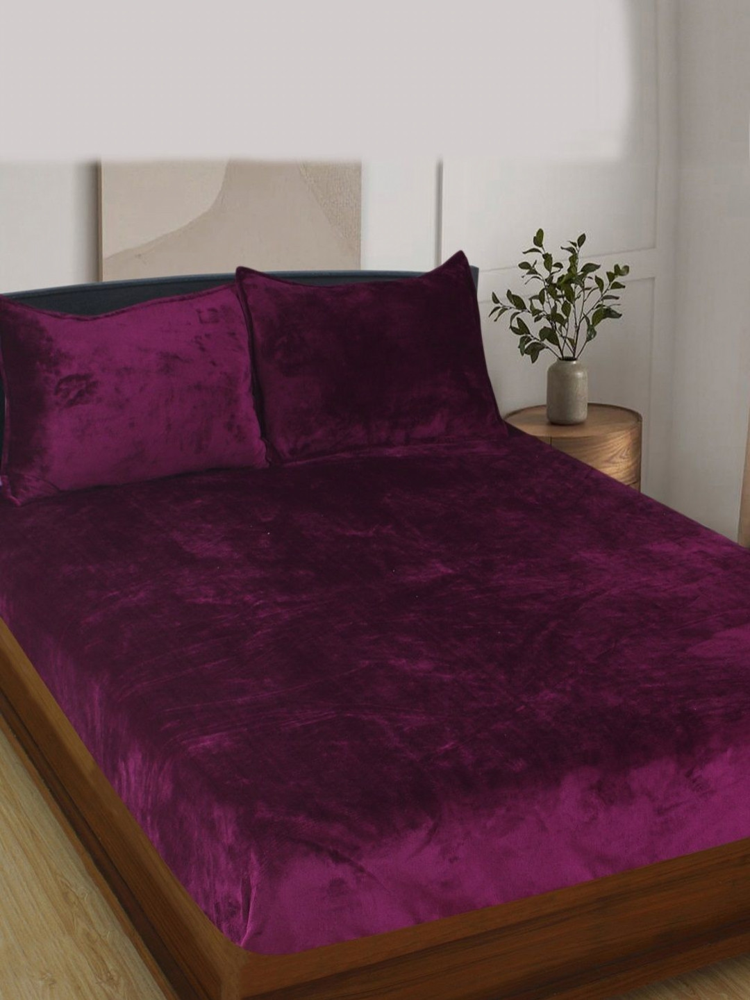 Nendle Magenta Wool 400 TC King Superfine Bedsheet with 2 Pillow Covers-90 x 100 inches
