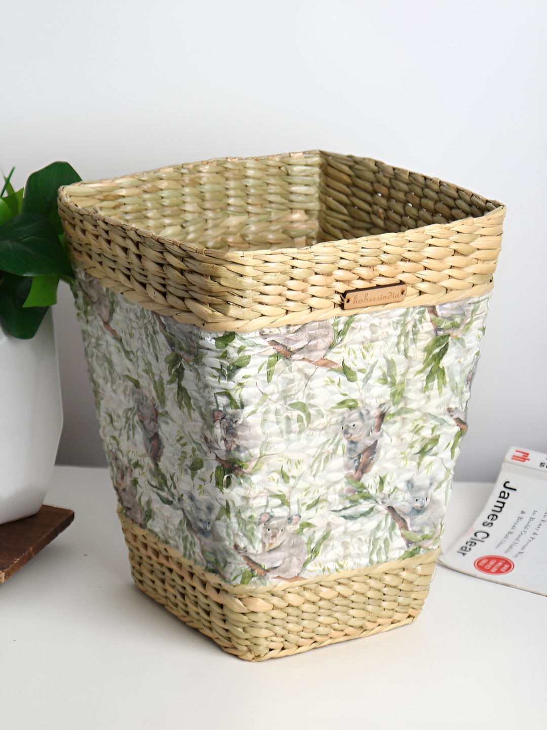HABERE INDIA White & Beige Floral Printed Sea-Grass Kitchen Open Dustbin