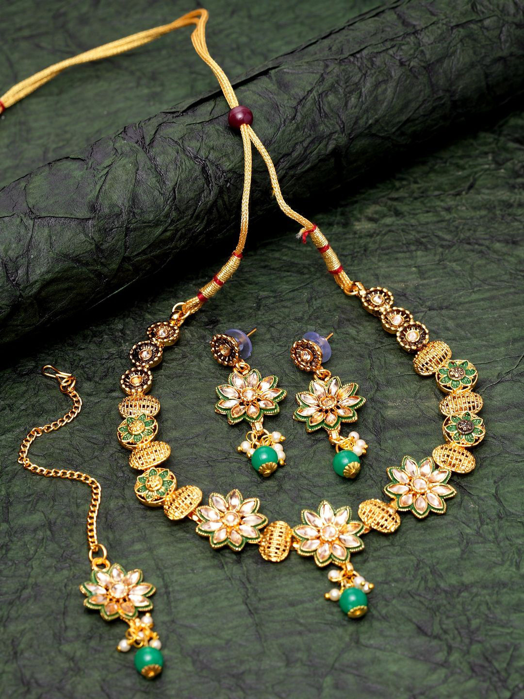 Bhana Style Gold-Plated Kundan Studded Necklace and Earrings With Maang Tika