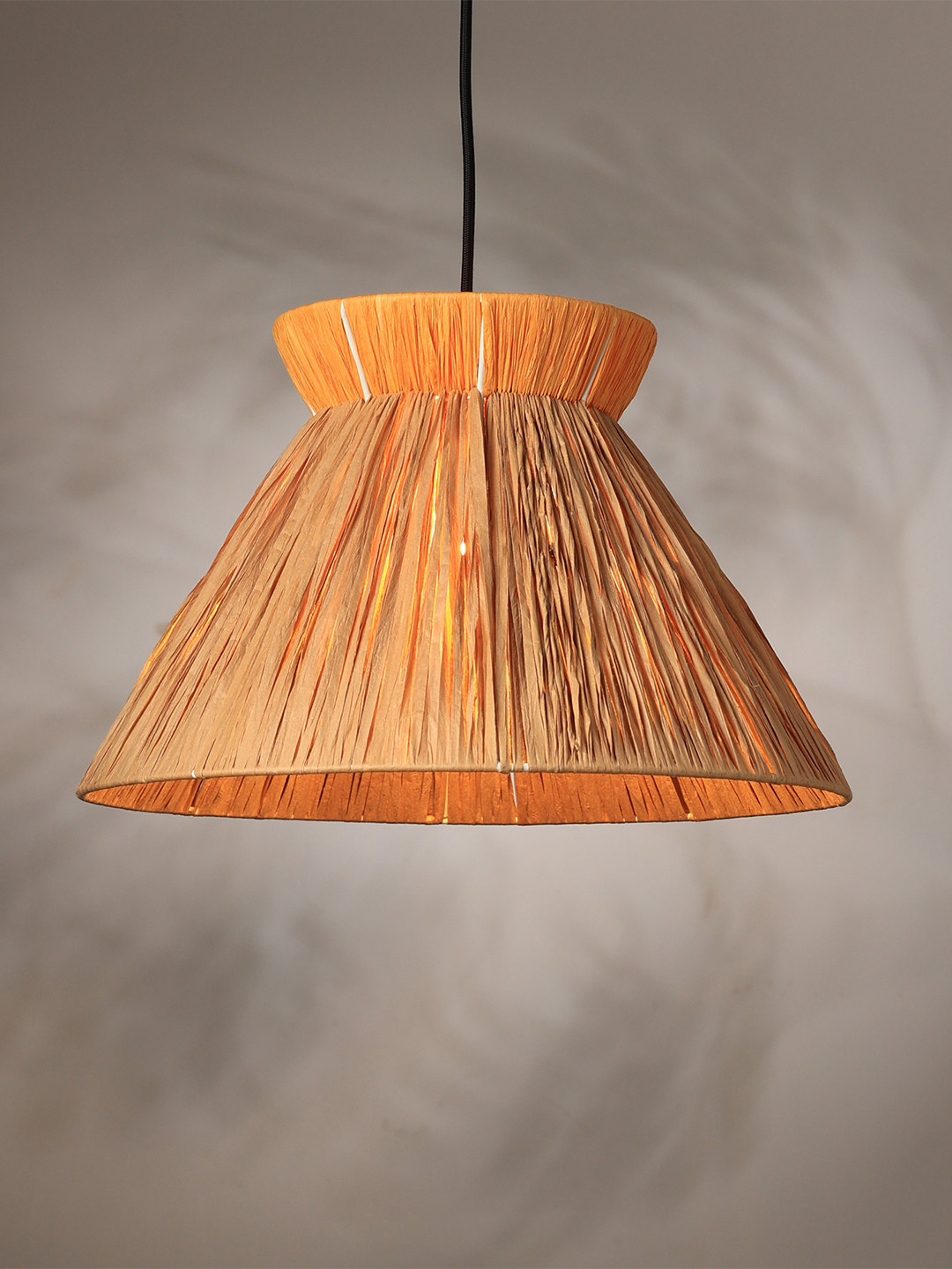 FIG Ombre Textured Raffia Pendant Lamp
