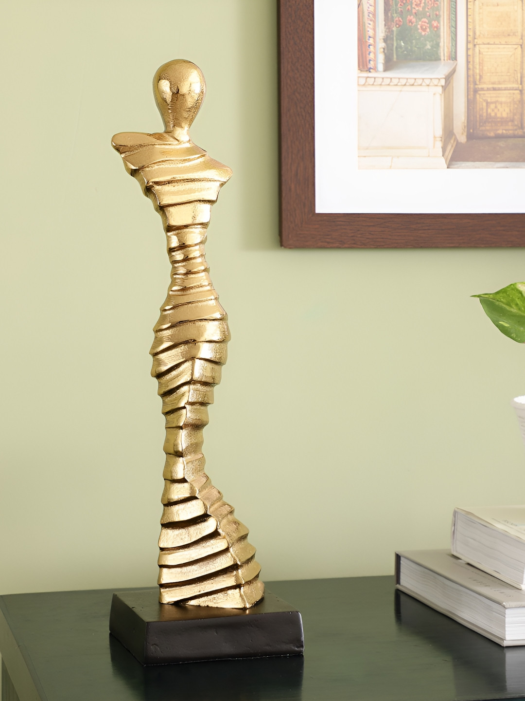 Decor de Maison Diana Art Deco Gold Metal Metallic Living Room Large Showpiece - 15 Inches