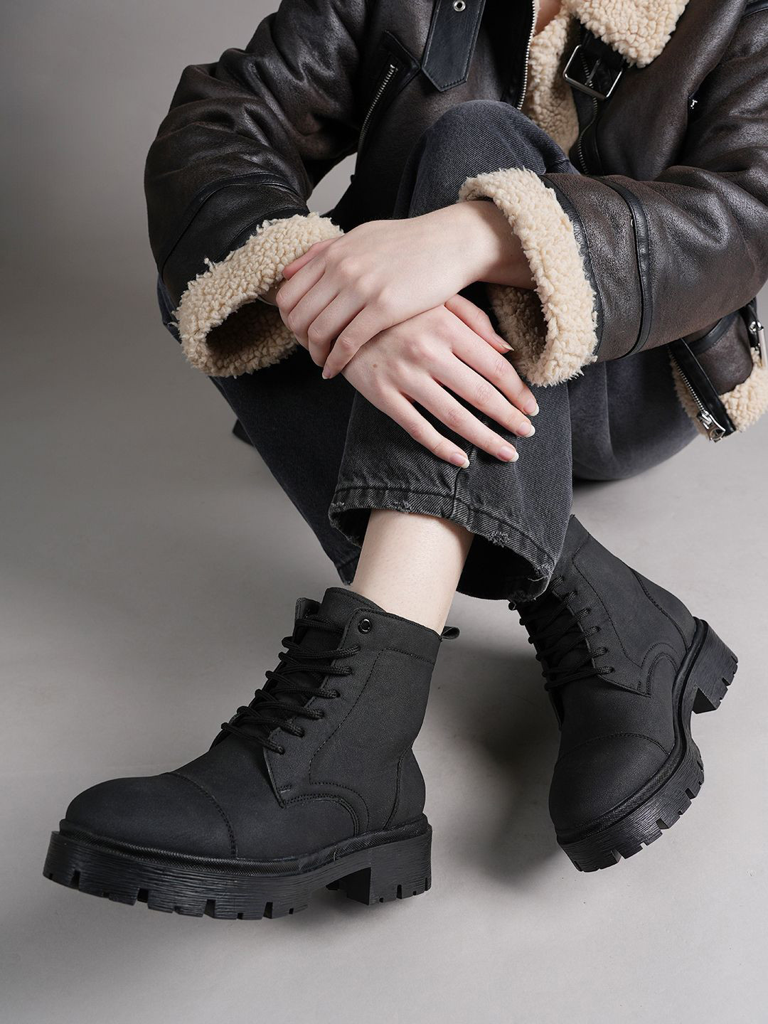 The Roadster Lifestyle Co Women Casual Chunky Boots