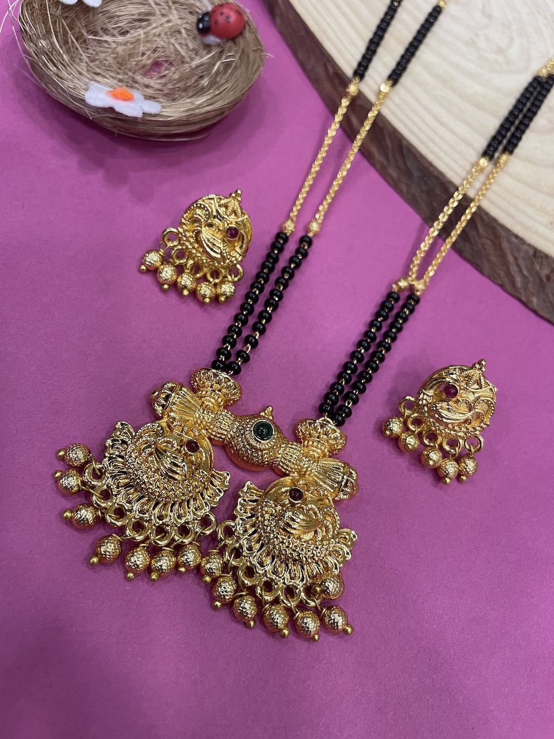 Digital Dress Room Gold-Plated Stone-Studded & Beaded Mangalsutra With Earrings