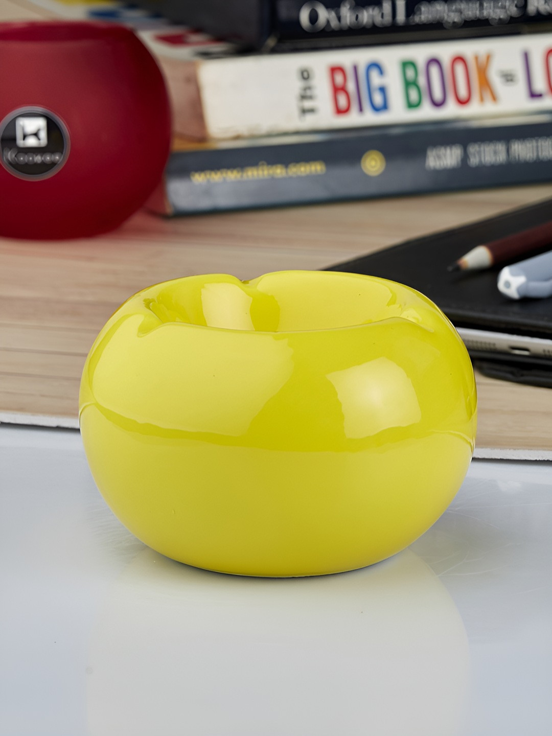 Kookee Yellow & Black Printed Ceramic Ash Tray