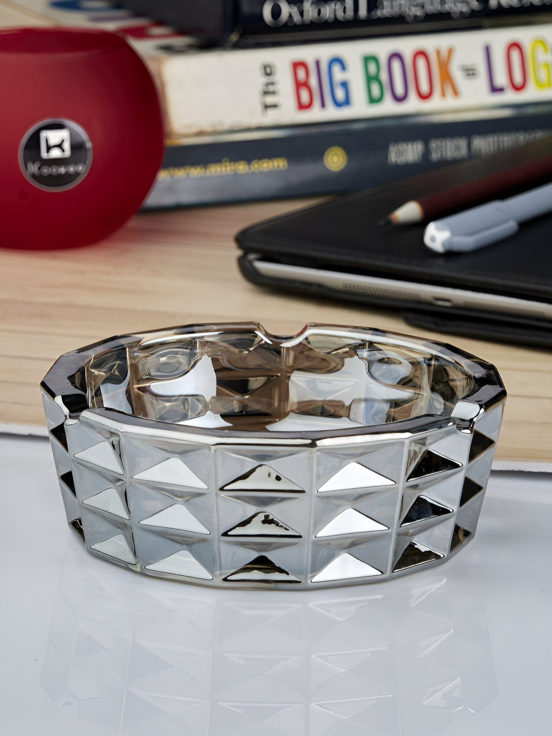 Kookee Transparent & Grey Textured Glass Ash Tray