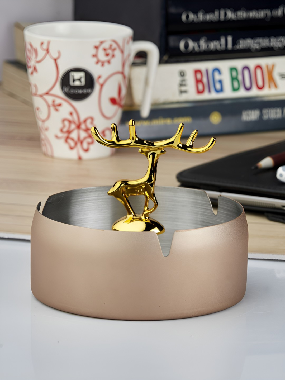 Kookee Beige & Gold-Toned Stainless Steel Ash Tray