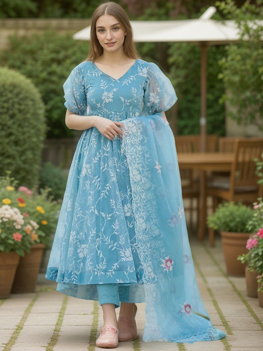 Emaira Floral Printed Thread Work V-Neck Anarkali Kurta With Trousers And Dupatta